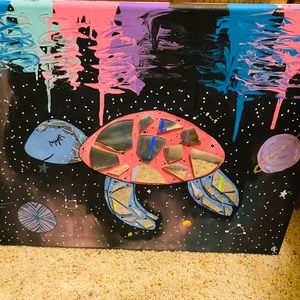 Beautifuly painted trippy turtle